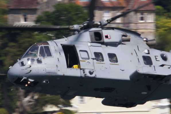 21 May 2020 - 15-19-33 (1)
A Merlin is a huge aircraft, they must be amazing machines to fly. And a low pass between Dartmouth and Kingswear would be especially exhilarating.
--------------------
Royal Navy Merlin ZJ121